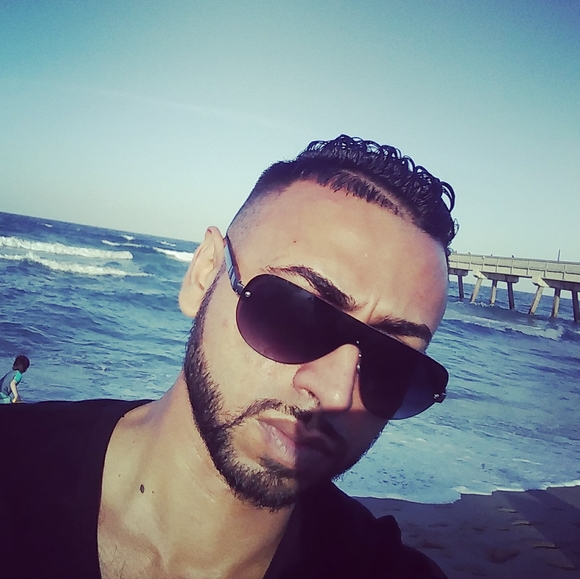 Meet your Posher, Michael - Picture 1 of 1